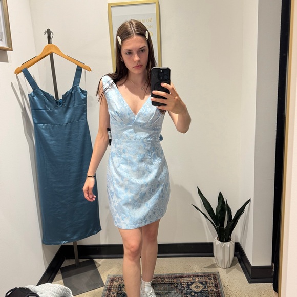 Meet your Posher, Susan - Picture 1 of 2